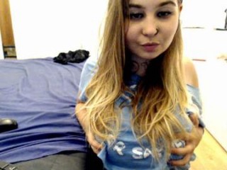sweetmila1 it's camgirl upskirt time